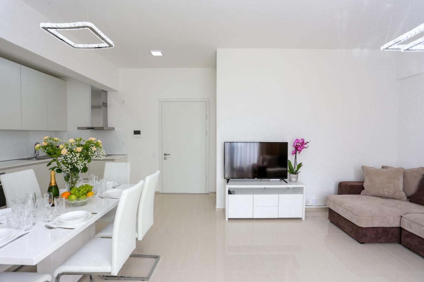 Montesun Apartments Becici Boreti Bagian luar foto