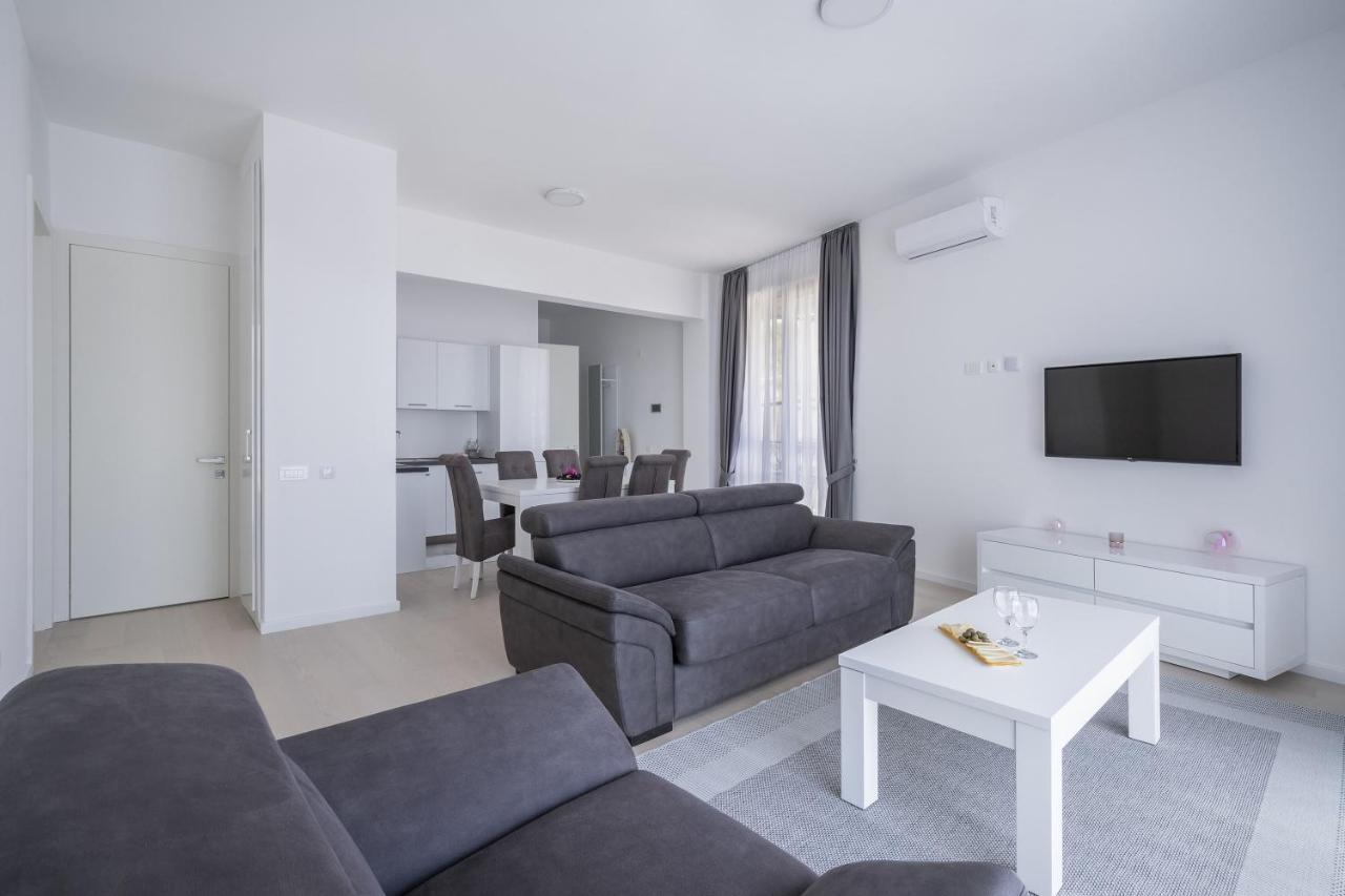 Montesun Apartments Becici Boreti Bagian luar foto