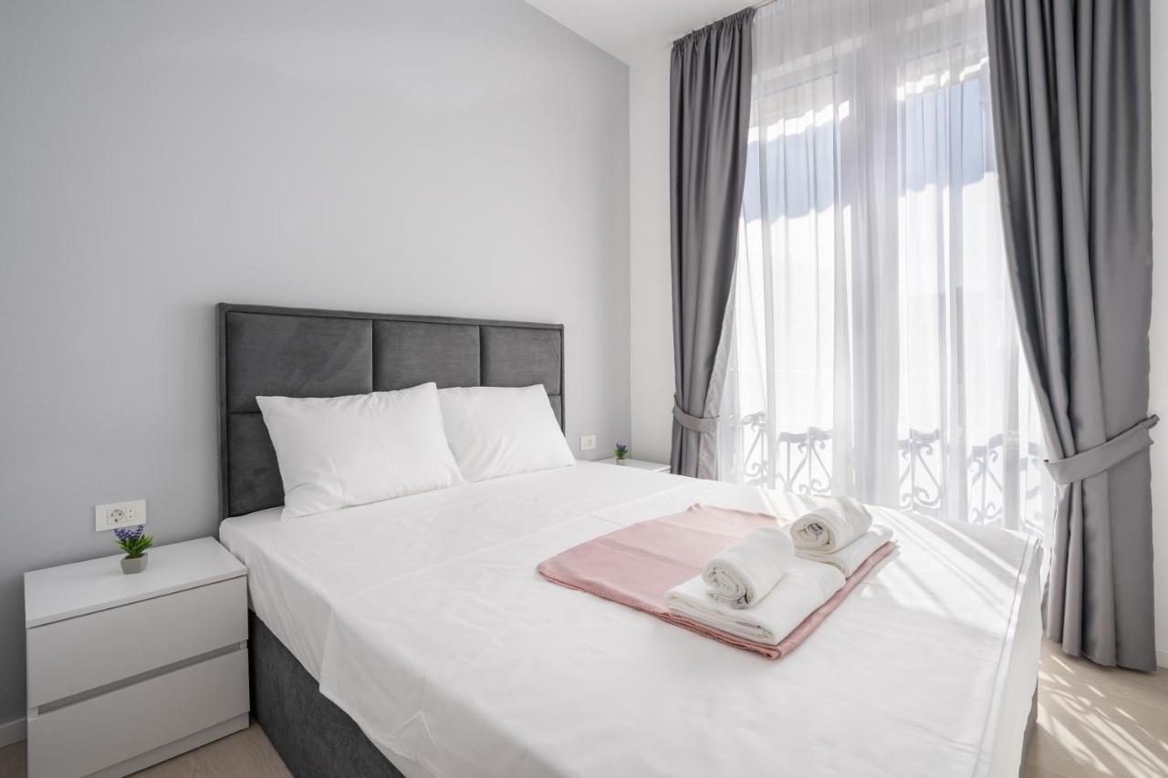 Montesun Apartments Becici Boreti Bagian luar foto