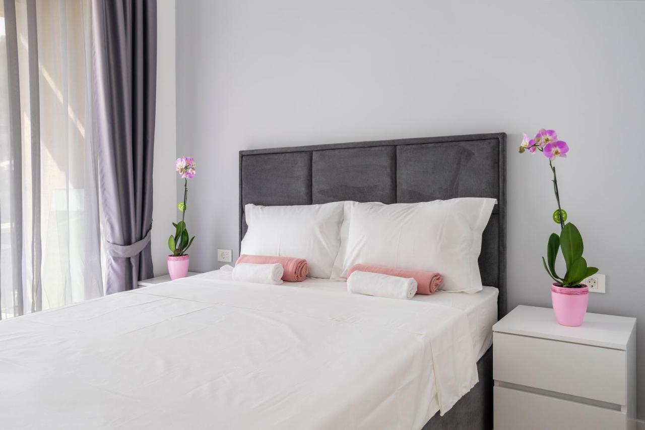 Montesun Apartments Becici Boreti Bagian luar foto